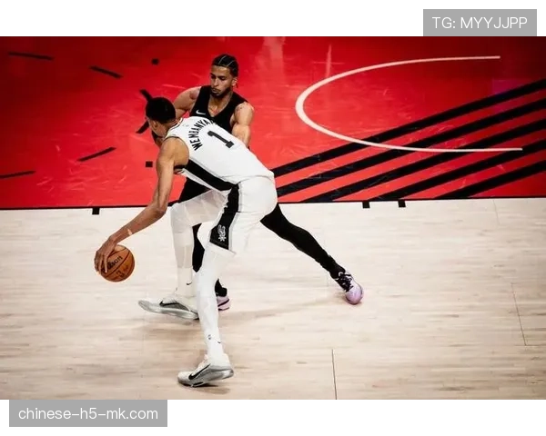 文班亚马27分7封盖率马刺114-93逆转开拓者取赛点